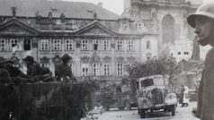 Staroměstské náměstí, květen 1945