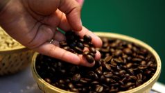 Kávová zrna (ilustrační foto)