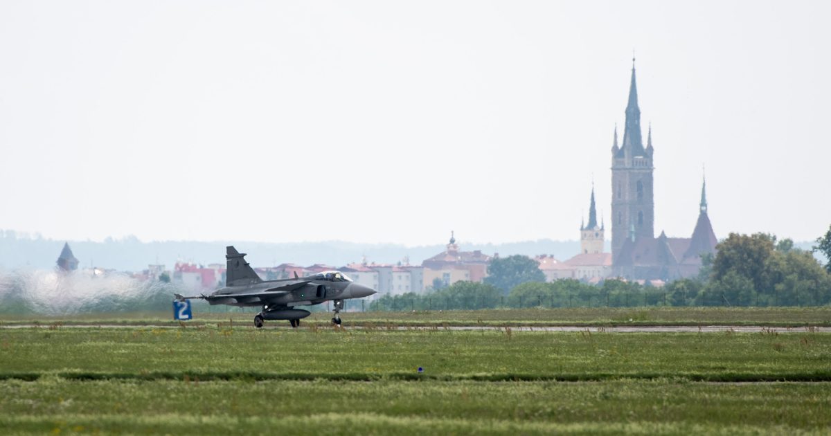 In Deutschland beginnt die bisher größte NATO-Luftübung.  Auch Tschechien wird sich ihm anschließen.  iRADIO