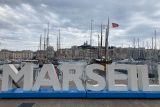 Čekání na olympijskou pochodeň v Marseille