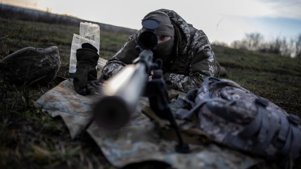 Odstřelovač ukrajinské armády