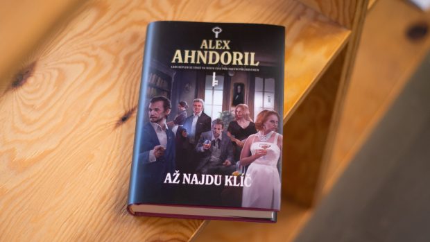 Mistři severské krimi známí píší pod novým pseudonymem Alex Ahndoril
