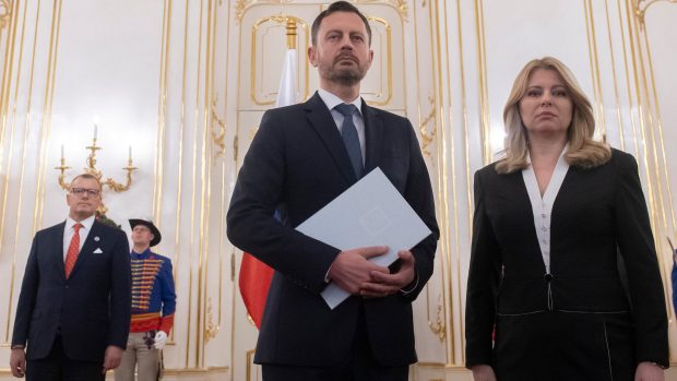 Prezidentka Zuzana Čaputová s předsedou odvolané vlády Eduardem Hegerem