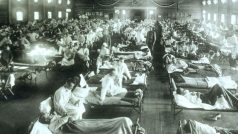 Před 100 lety vypukla španělská chřipka. Dnes by podle epidemiologa zabíjela stejně