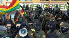 Demonstrace v Bolívii trvají přes dva týdny a vyžádaly si nejméně dvě oběti na životech a stovky zraněných