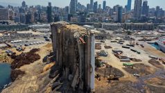 Bejrútský přístav rok po explozi skladu