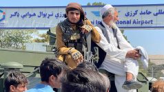 Bojovníci Tálibánu překročili hranice afghánské metropole v neděli