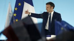 „Vaše důvěra je pro mě velkým závazkem,“ pronesl Emmanuel Macron