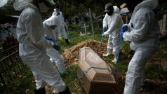 Pandemie v Brazílii sílí, vláda přesto situaci zlehčuje a snaží se maskovat skutečný rozsah problému
