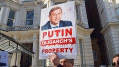 Protest proti Vladimiru Jevtušenkovovi v Londýně, 19. března 2022