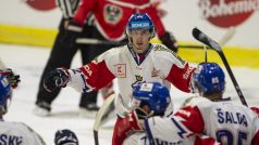 Čeští hokejisté slaví gól proti Rakousku.