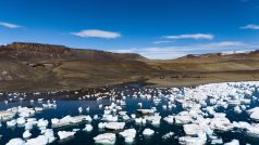 Čeští vědci z Masarykovy univerzity v Brně při expedici na ostrově Jamese Rosse u Antarktidy