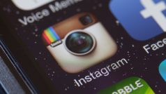 Podvodníci se snaží z uživatelů Instagramu s pomocí falešných účtů vylákat peníze