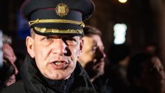 Policejní prezident Martin Vondrášek a ministr vnitra Vít Rakušan na místě střelby u Filozofické fakulty