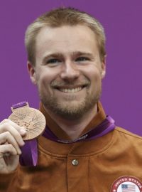 Bronze medallist Matthew Emmons of the U.S. poses at the men&#039;s 50m rifle shooting from 3 positions victory ceremony at the London 2012 Olympic Games at the Royal Artillery Barracks August 6, 2012