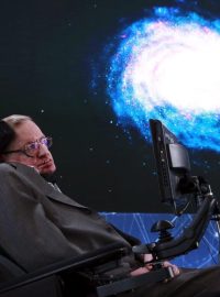 Mezihvězdné cestování není podle fyzika Stephena Hawkinga hudbou daleké budoucnosti