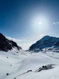 Do Velké studené doliny se dá dostat zhruba tříhodinovým výstupem z Hrebienku