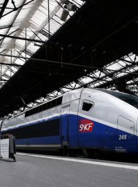 Francouzský rychlovlak TGV (nádraží Paris Gare de Lyon)