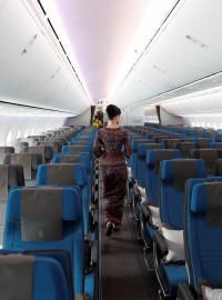 Hongkongské aerolinky povolí letuškám nosit i kalhoty (ilustrační foto)