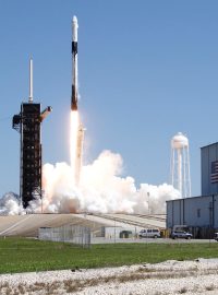 NASA a společnost Axiom Space společně odstartovaly první soukromou misi na Mezinárodní vesmírnou stanici