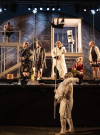 Představení Bouře otevírá letošní ročník divadelního festivalu Letní shakespearovské slavnosti
