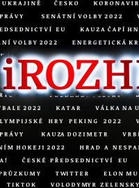 Logo serveru iROZHLAS.cz a témata, která definovala rok 2022 nejenom u nás na webu