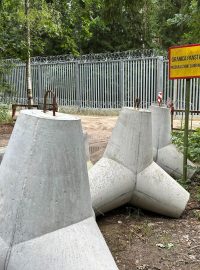 Nové betonové zátarasy na polsko-běloruské hranici
