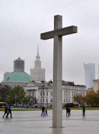 Kříž na Náměstí Piłsudského ve Varšavě (ilustrační foto)