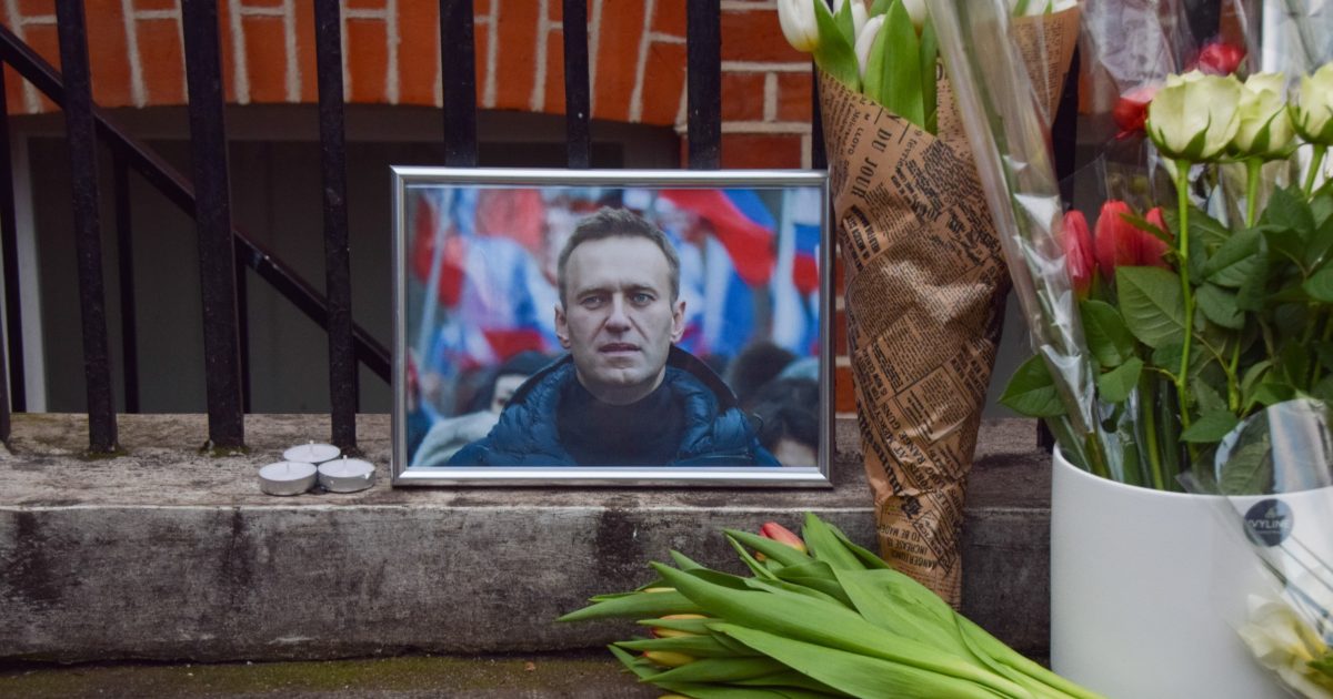 The official version of Navalny’s death is probably not true iRADIO