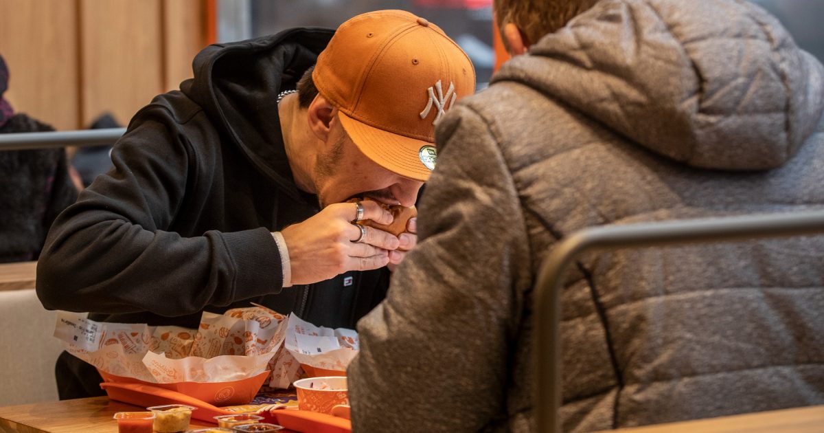 Fast food queue?  The Czech market is hungry and customers don’t get burned, the publicist explains