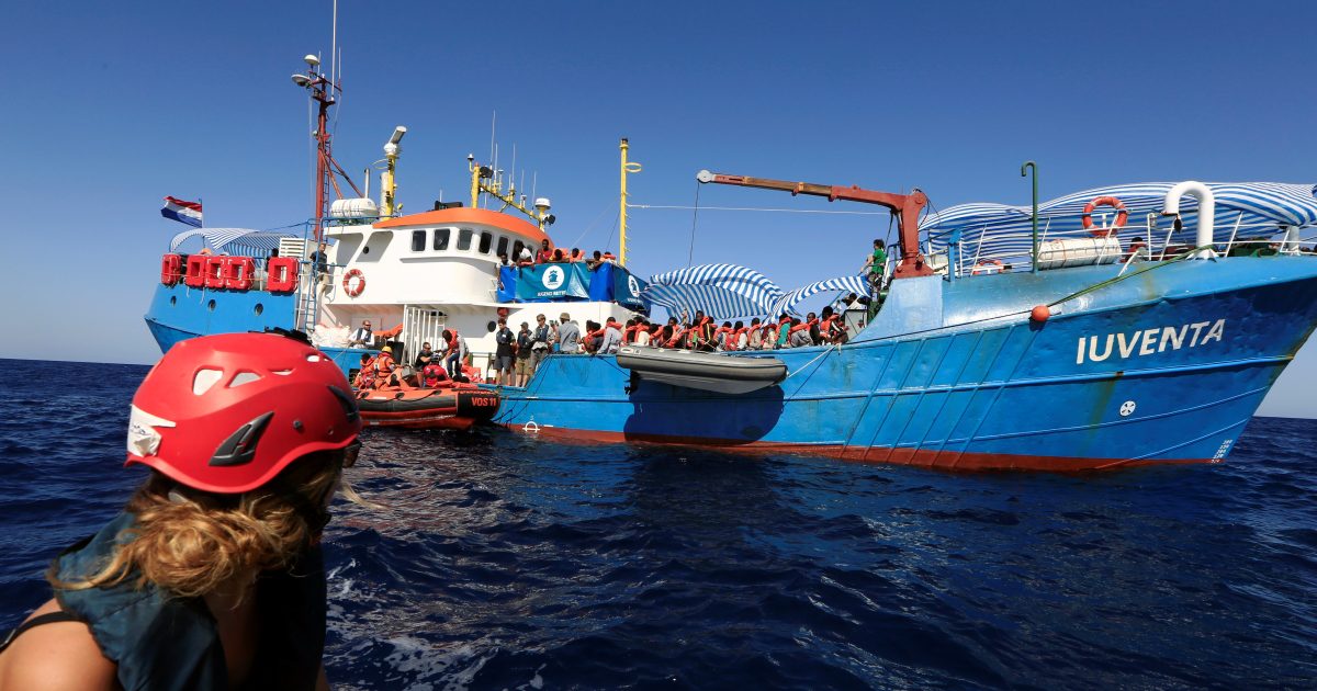 Le ONG fanno causa all’Italia per la confisca della nave confiscata che ha salvato i migranti |  iRADIO