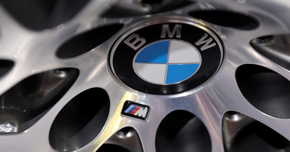 Der deutsche Automobilhersteller BMW investiert eine Milliarde Euro in den Bau einer neuen Fabrik in Ungarn |  iRADIO