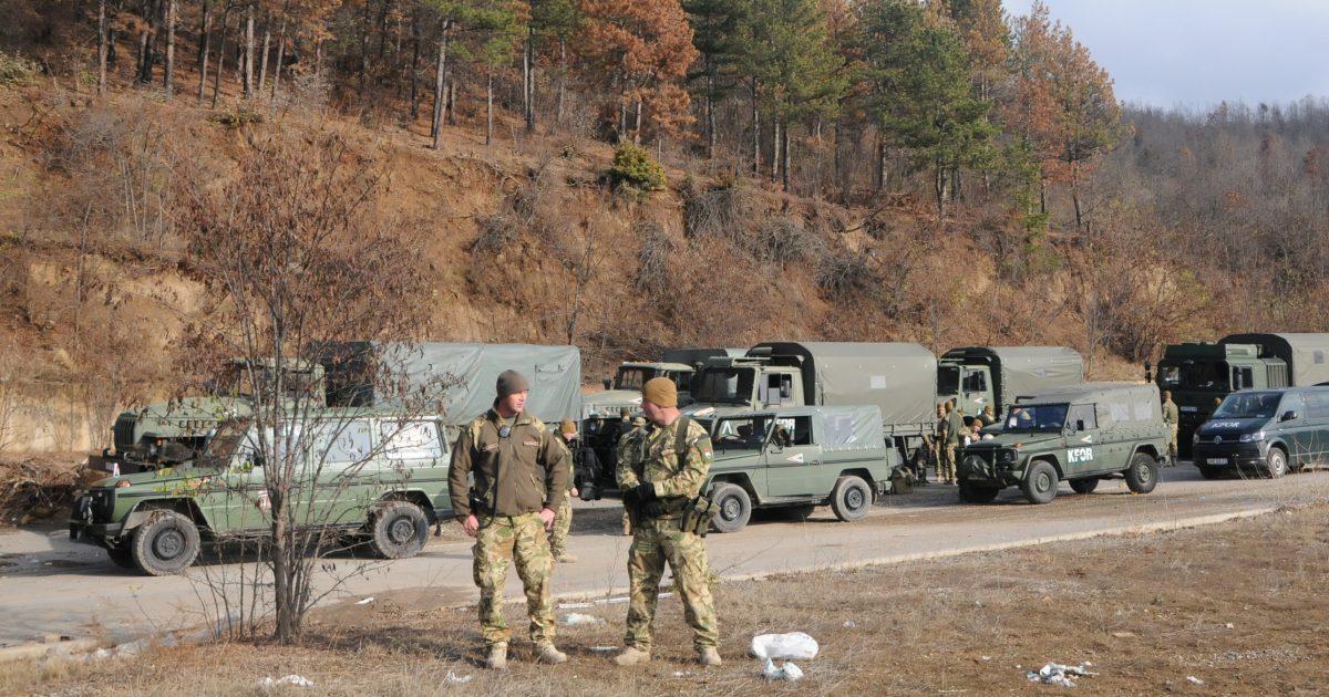 Manévry mezinárodních síl KFOR, kosovský parlament bude hlasovat o vzniku  armády | iROZHLAS - spolehlivé zprávy