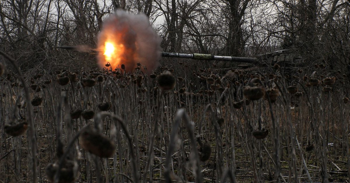 Ein Freiwilliger aus der Tschechischen Republik wurde im Donbass durch Granatsplitter verletzt, der Gesundheitszustand erlaubt noch keinen Transport aus der Ukraine |  iRADIO