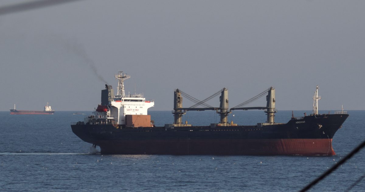 Un’esplosione ha scosso la nave diretta in Ucraina.  Le autorità dei porti rumeni stanno verificando la presenza di mine |  iRADIO