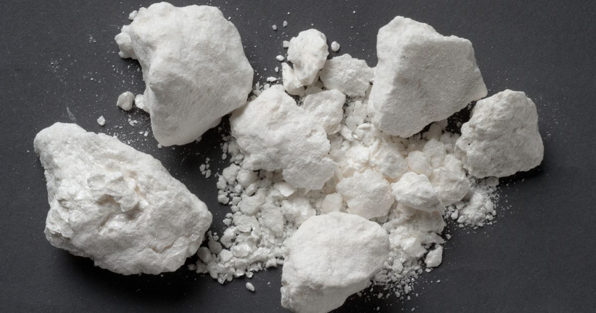 ‚Ovlivní to trh.' Pražská policie zatkla dealera a jeho pravou ruku, zabavila  12,5 kilogramu kokainu