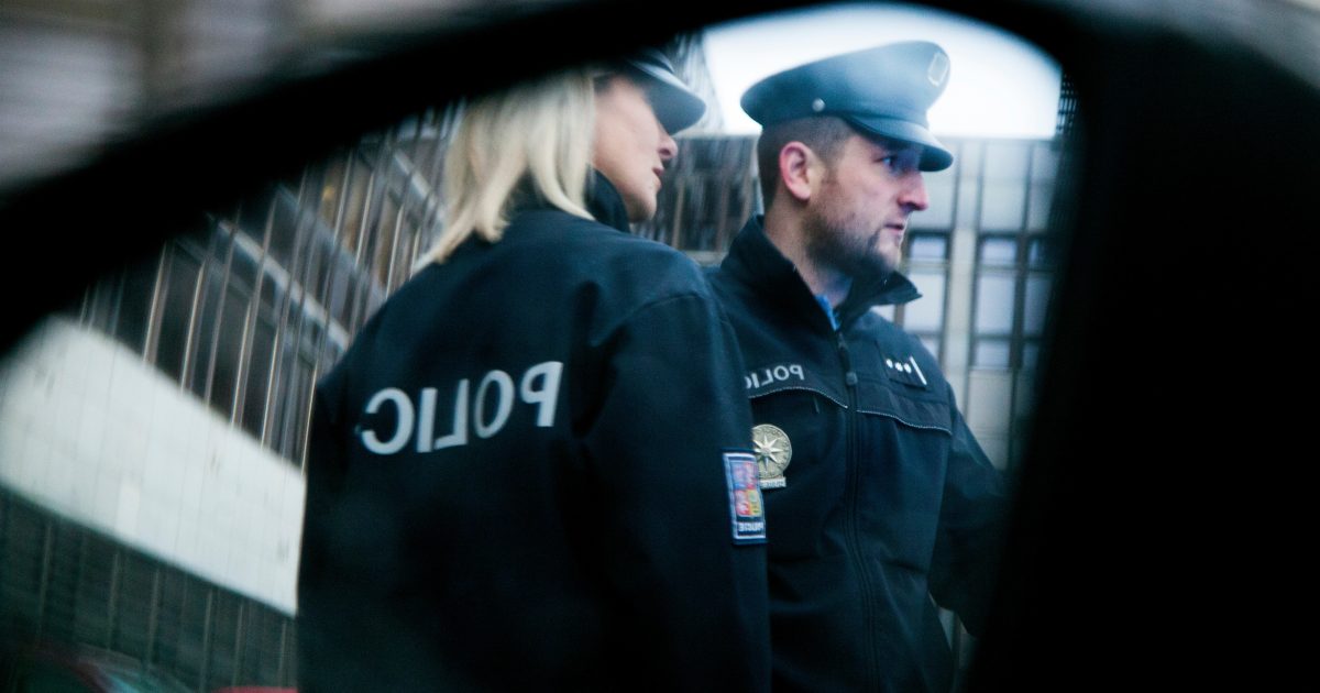 Kriminalita loni klesla počtvrté za sebou. Policie objasnila více než  polovinu případů | iROZHLAS - spolehlivé zprávy