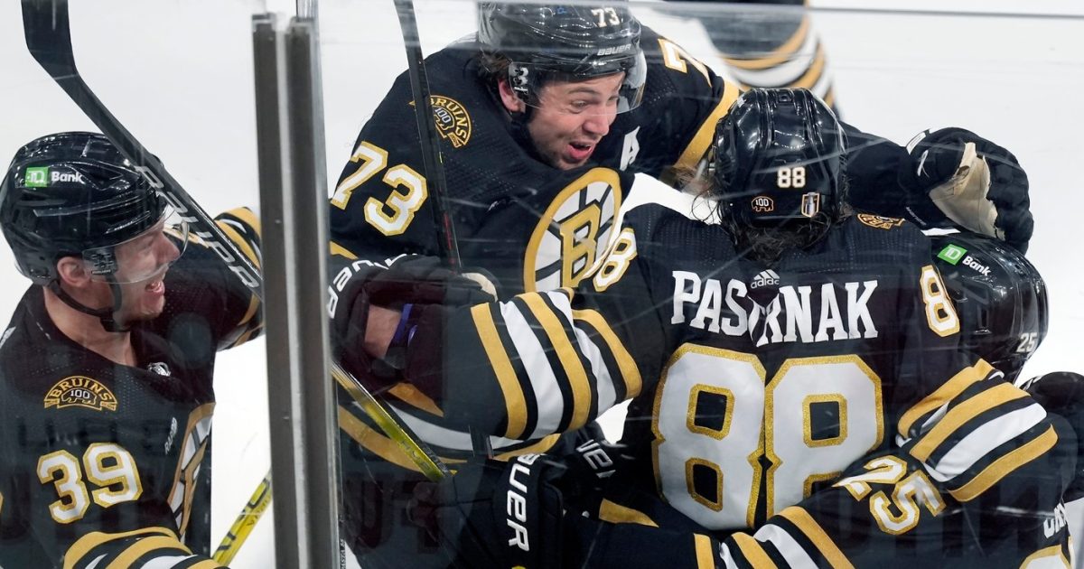 Pastrnak’s hit sent Boston to the second round |  iRADIO