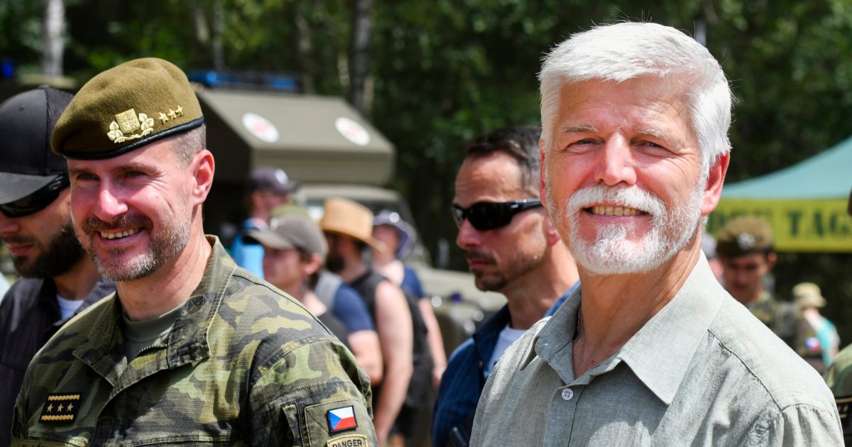 Pavel a visité de manière inattendue la Journée des troupes terrestres à Bahn |  iRADIO