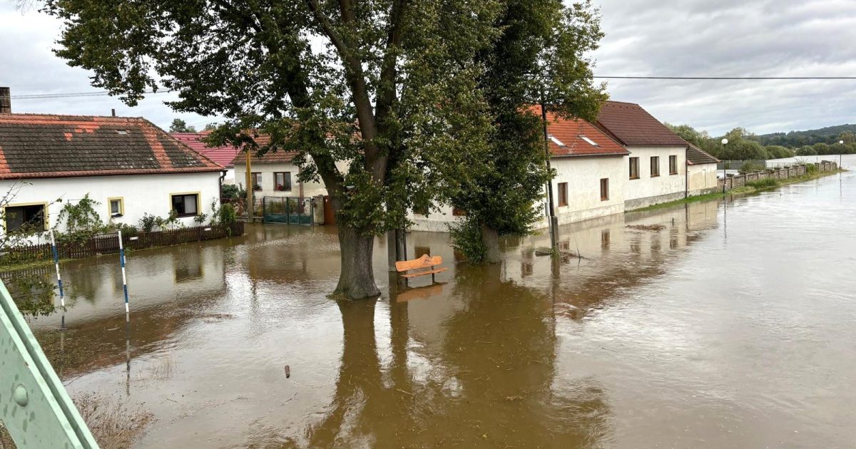 How to help people affected by floods? Collections are announced | iRADIO