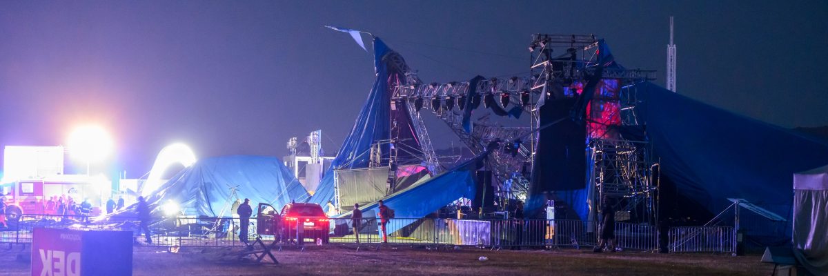 Na festivale Pohoda u slovenského Trenčína se zřítil jeden z velkých stanů