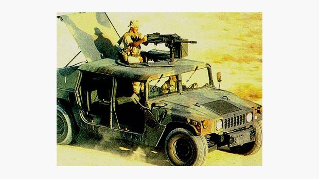 granátomet Mk-19 na lehkém vozidle HUMMER