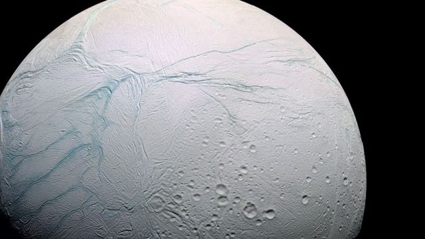 Povrch Saturnova měsíce Enceladus