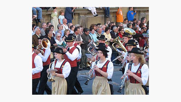 Průvod Mnichovem při Oktoberfestu