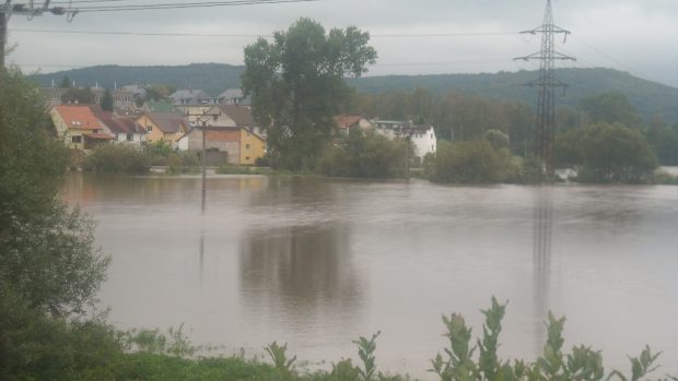 Bakov - rozlitá řeka