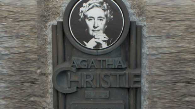 Agatha Christie (pamětní deska)