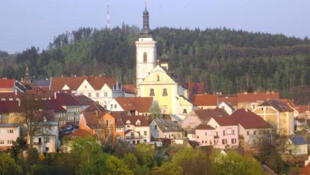 Stříbro - pohled od západu při západu slunce