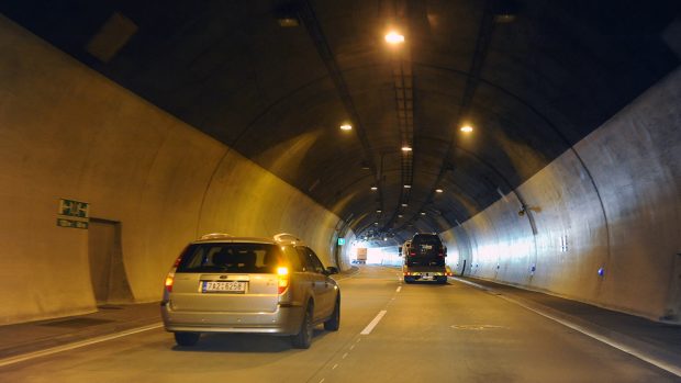 Tunel Libouchec na E 55