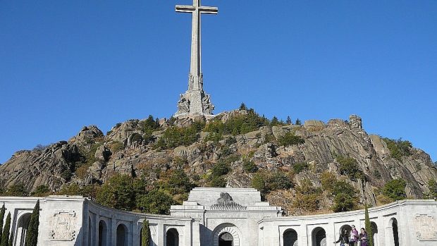 Do Údolí padlých jezdí ve všední dny jen málokdo. Pro turisty je oficiálně nepřístupné