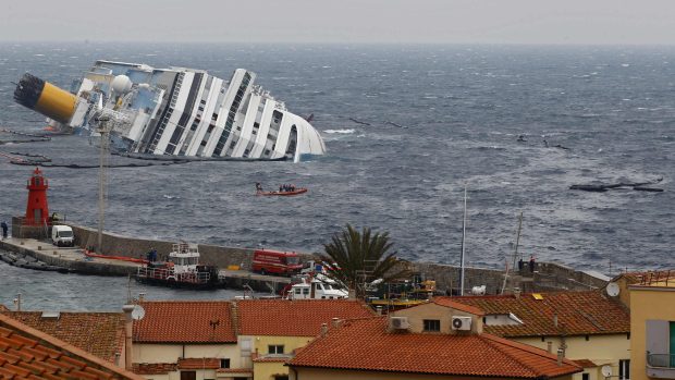 Vrak lodi Costa Concordia